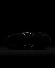 Кросівки жіночі Nike V5 RNR HQ7901-001