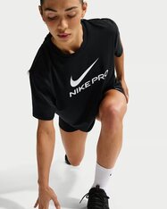 Футболка жіноча Nike Dri-FIT IQ0820-010