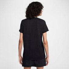 Футболка жіноча Nike Sportswear Club Essentials DV6094-010