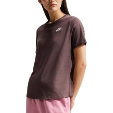 Футболка жіноча Nike Sportswear Club Essentials DX7902-502