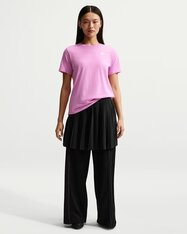 Футболка жіноча Nike Sportswear Club Essentials DX7902-503