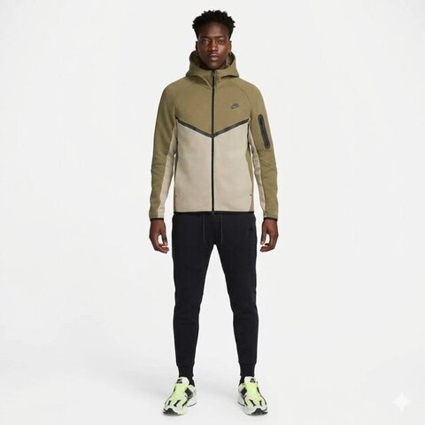 Спортивный костюм Nike Tech Fleece Windrunner HV0949-222 + HV0959-010
